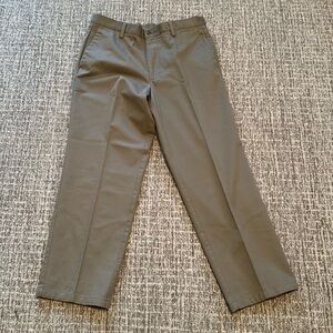 DOCKERS 34x30 individual fit waistband flat front classic fit